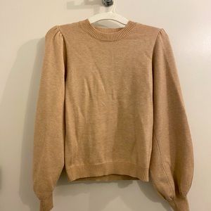 Sweater with puff sleeves